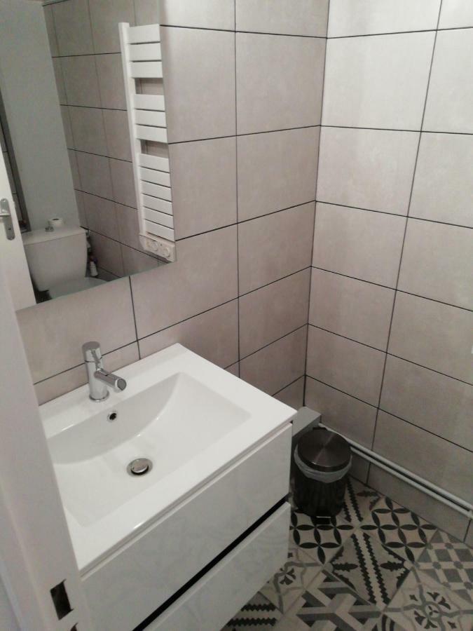 Appartement De La Place 迪耶普 外观 照片
