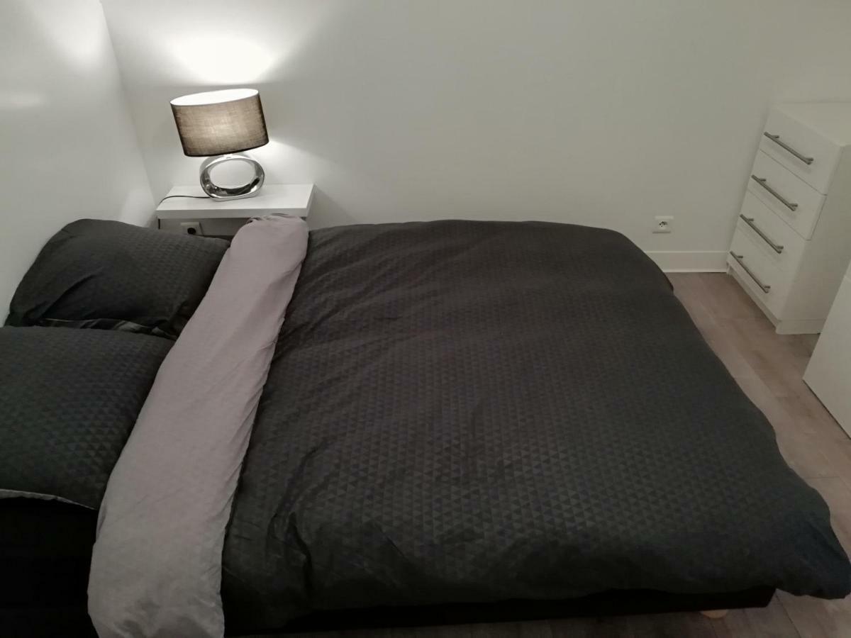 Appartement De La Place 迪耶普 外观 照片