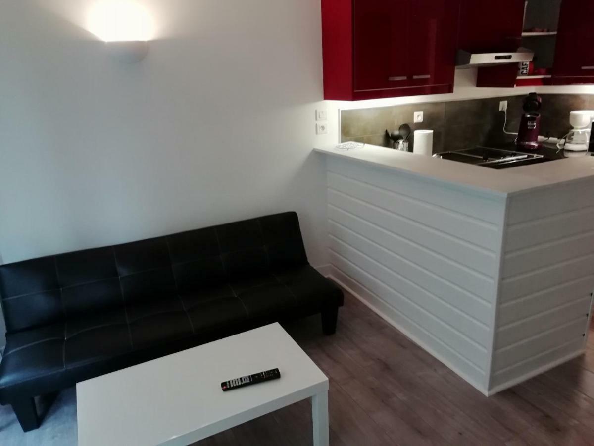 Appartement De La Place 迪耶普 外观 照片