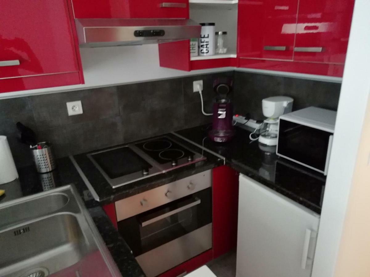 Appartement De La Place 迪耶普 外观 照片